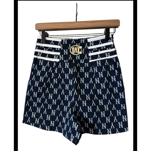 Women's Unbranded Shorts Size XS Blue New York Logo - Picture 1 of 5